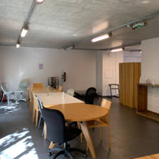 Bureau privé 63 m² 10 postes Coworking Rue Voltaire Montreuil 93100 - photo 1